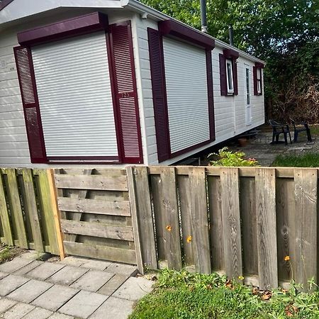 Net Achter De Dijk 125 Hotel Броунисе Екстериор снимка