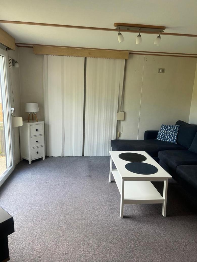 Net Achter De Dijk 125 Hotel Броунисе Екстериор снимка